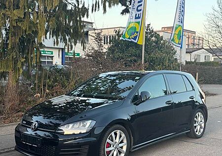 VW Golf Volkswagen GTD Variant BlueMotion Technology DSG