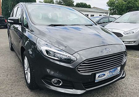 Ford S-Max 2.0EcoB.''Titanium''LED-SW,Navi,PDC