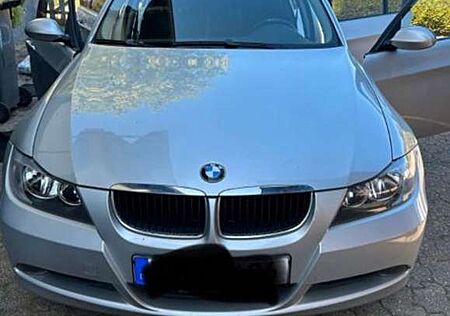 BMW 318i 318