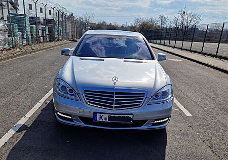 Mercedes-Benz S 350 BlueTec, Scheckheft, Nachsicht, Top-Zustand