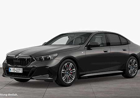 BMW i5 eDrive40 M Sport Pro/IconicGlow/Panorama/Sitzlüftu