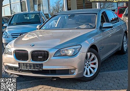 BMW 750 i RFK. Sitzh. Leder. Klimaaut. HECKROLLO
