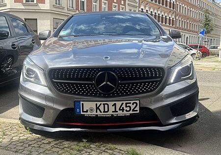 Mercedes-Benz CLA 250 7G-DCT AMG Line