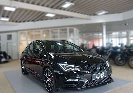 Cupra Leon ST 300 4Drive Carbon Edition