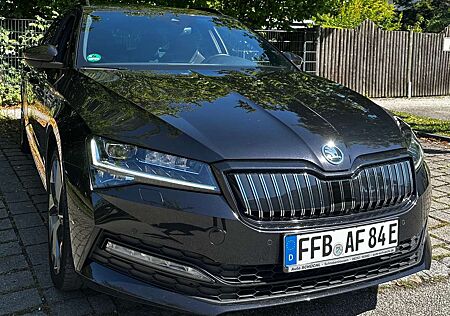 Skoda Superb Combi 1.4 TSI iV DSG Sportline