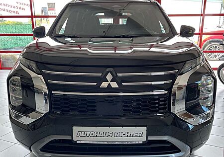 Mitsubishi Outlander Plug-In Hybrid 2.4 4WD Top