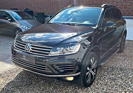 VW Touareg Volkswagen 3.0 V6 TDI R-Line Pano Kamera Luftfahrwe