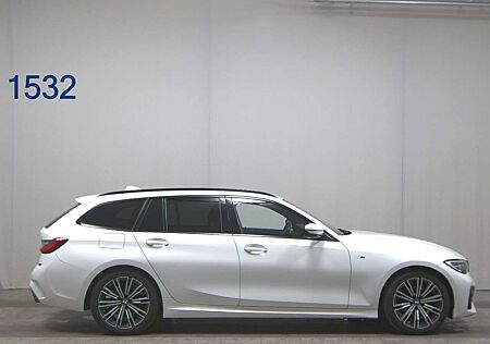 BMW 320 d Touring M-Sport Navi LC Prof. LED AHK RfK