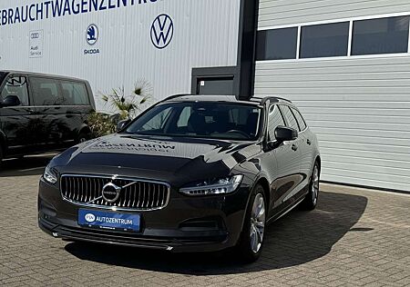 Volvo V90 B4 Diesel 197PS Momentum Pro AWD LED ACC