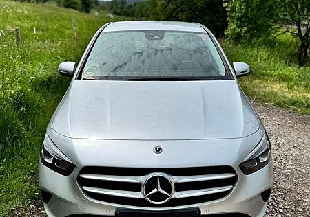 Mercedes-Benz B 200 7G-DCT Progressive