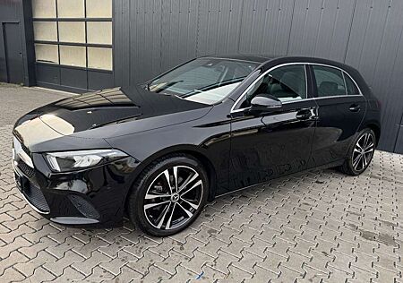 Mercedes-Benz A 180 Edition 19 - PANORAMA - KAMERA - 1.Hand