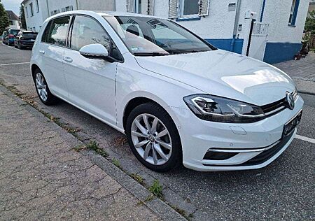 VW Golf Volkswagen VII 5-Türer 1.4 TSI Highline