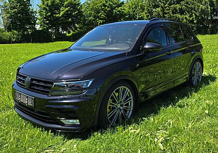 VW Tiguan Volkswagen 4-Motion R-Line DSG 239 PS AHK Standh.