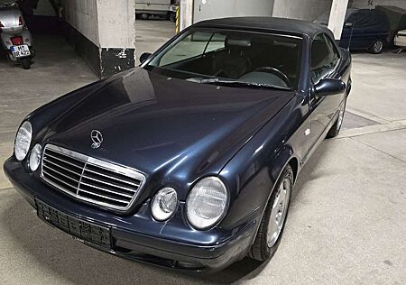 Mercedes-Benz CLK 230 Cabrio Kompressor Elegance
