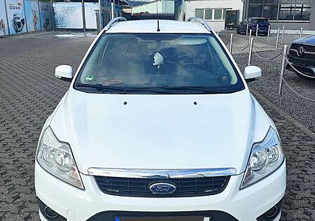 Ford Focus Turnier 1.8 White Magic