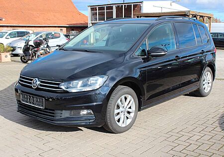 VW Touran Volkswagen 1.6 TDI DSG Navi ACC PDC Massage