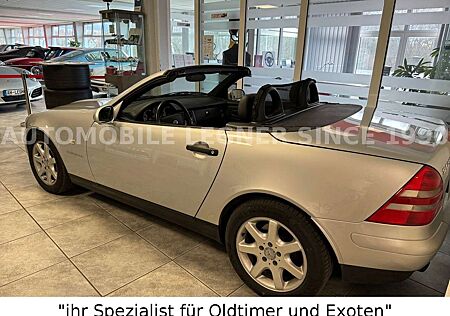 Mercedes-Benz SLK 230 KOMPRESSOR aus erster Hand - wie neu !!