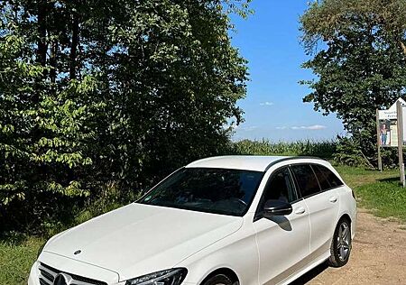 Mercedes-Benz C 200 T-Modell AMG-LINE