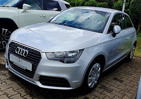 Audi A1 attraction Navi Top Gepflegt TFT LCD Bildschi