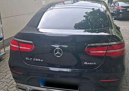 Mercedes-Benz GLC 250 d 4Matic 9G-TRONIC