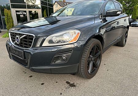 Volvo XC 60 XC60 Momentum AWD/Bi-Xenon