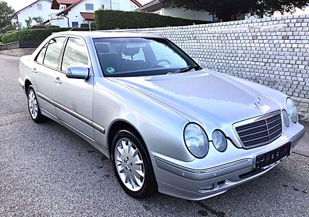 Mercedes-Benz E 430 4MATIC ELEGANCE Limo. Faceliftmodell !