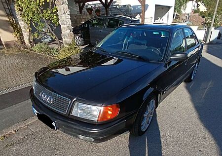 Audi 100 2.3 E
