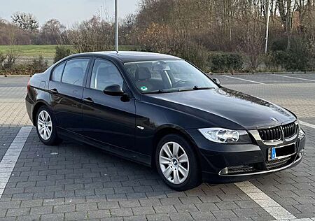 BMW 320i 320 E90