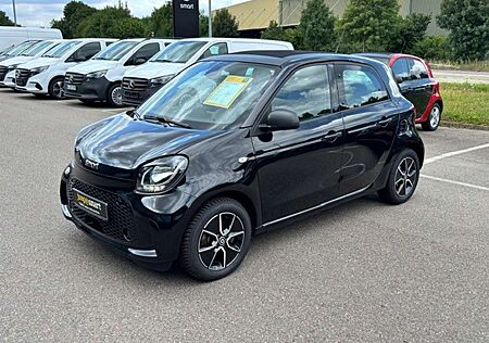 Smart ForFour EQ 22KW Schnelllader Pano LM KlimaA AUT