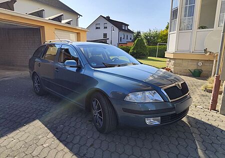 Skoda Octavia Combi 1.6 FSI Ambiente
