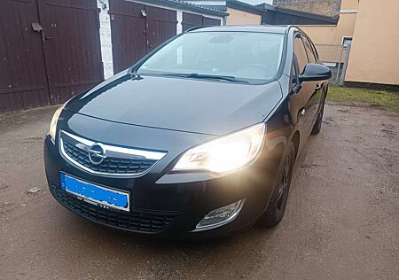 Opel Astra 1.7 CDTI DPF Sports Tourer Edition,AHK,TÜV 9/25