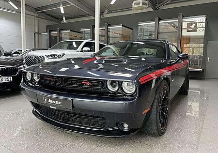 Dodge Challenger 5.7 V8 HEMI Navi Carplay Alpine RCAM