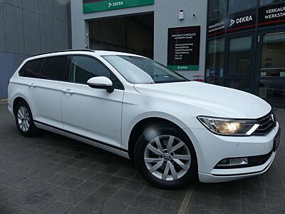 Volkswagen Passat Variant 2.0 TDi Trend. 1.HAND/ NAVI/ACC/AHK