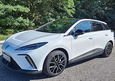 MG MG4 Luxury 64 kWh 18Zoll Allwetterreifen, 360°, WP