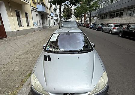Peugeot 206 CC 110 Automatik Platinum