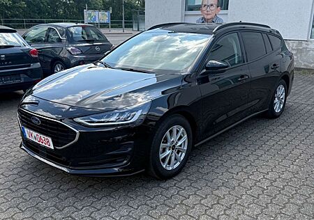 Ford Focus Turnier Cool & Connect Automatik LED ACC