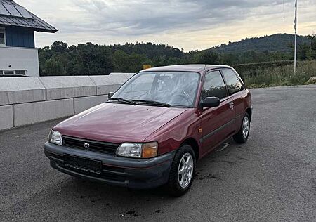 Toyota Starlet 1.3 XLi