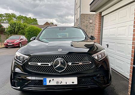Mercedes-Benz GLC 220 GLC Diesel d 4Matic 9G-TRONIC AMG Line Advanced