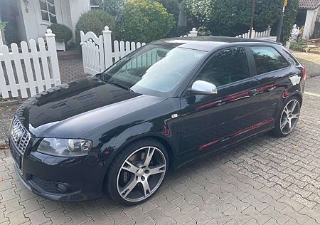 Audi S3 HU bis 6/2026, inkl. Winterreifen