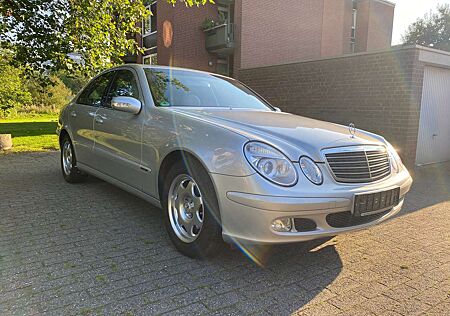 Mercedes-Benz E 200 E-Klasse Kompressor Elegance