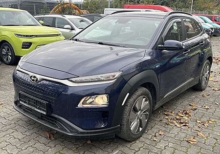 Hyundai Kona Elektro *PDC*Navi*R.Cam*Wärmepume*CarPlay*