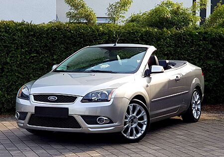 Ford Focus 2.0 Cabrio Titanium (Leder, Sitzheizung)