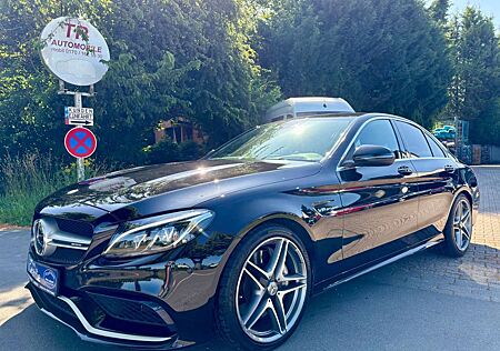 Mercedes-Benz C 63 AMG C -Klasse Schwarz/Schwarz !!!