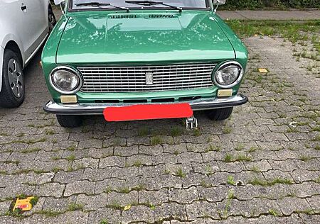 Lada 1200 s