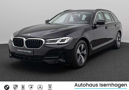 BMW 530 xD Kamera DAB HiFi Fernlichtassis ACC Sport