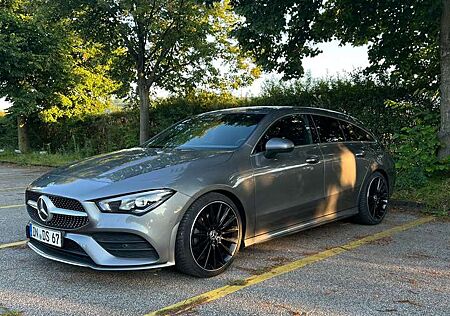 Mercedes-Benz CLA 200 AMG LINE