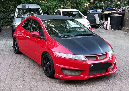 Honda Civic 1.8i-VTEC Sport TSS Umbau Top Zustand