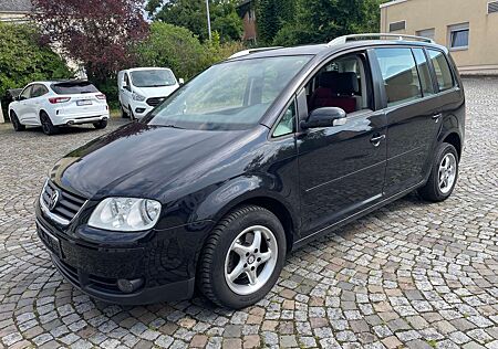 VW Touran Volkswagen 2.0 TDI Trendline Automatik