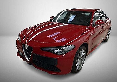 Alfa Romeo Giulia 2.0 Turbo TI Q4 AT8*Assistenz-P*Bi-Xenon*
