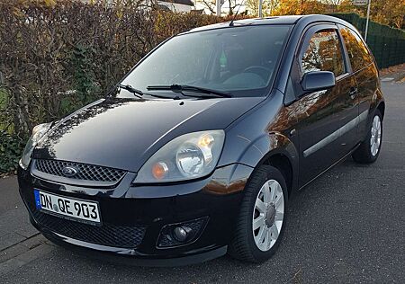 Ford Fiesta +1.3+Fun